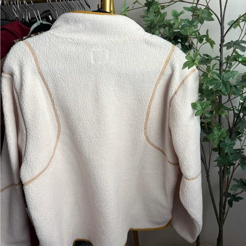 Billabong Cream and Tan Sherpa Jacket - Picture 4 of 4